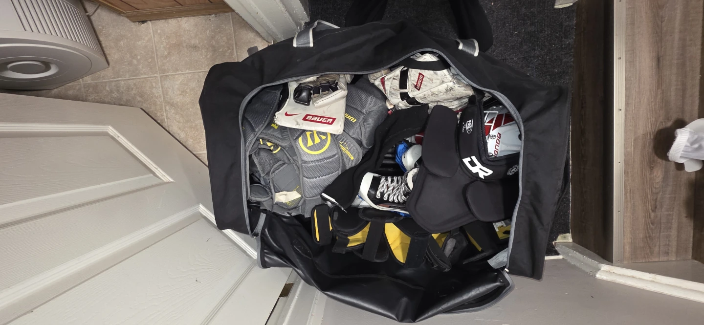 Sher-Wood Senior Wheeled Hockey Bag - photo 3
