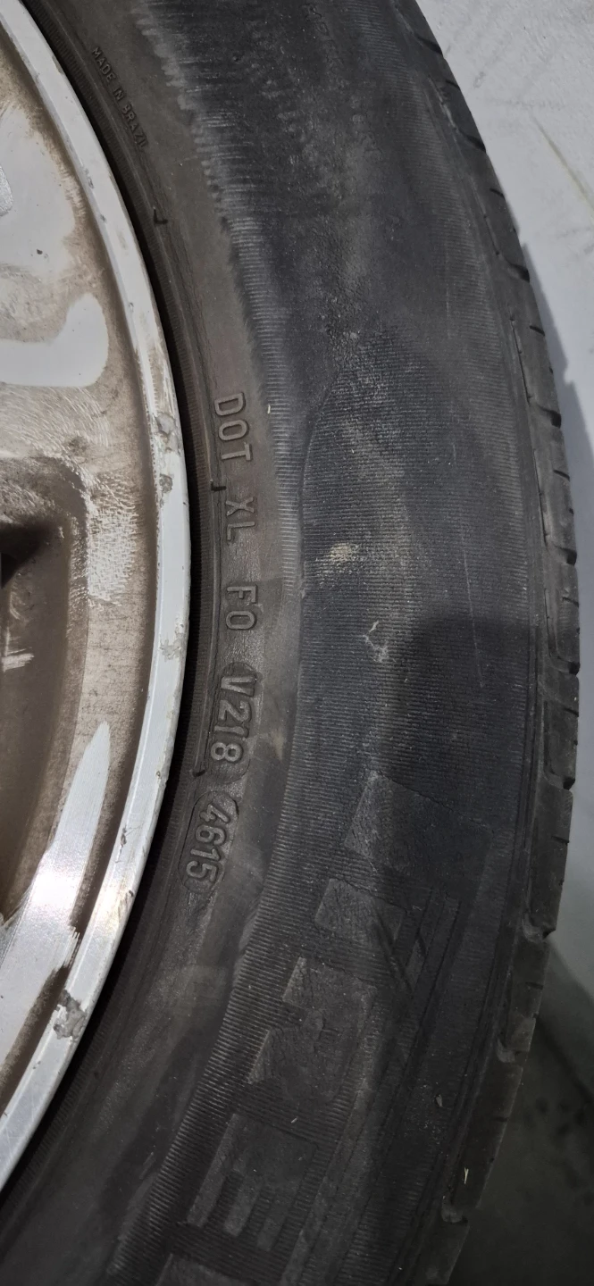 Set of 4 Honda Rims with Tires - photo 5