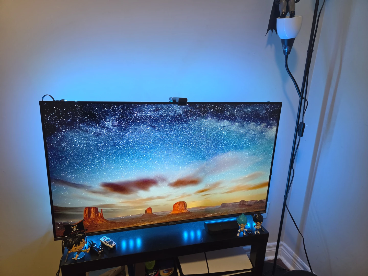 📺 Philips Roku 43" TV + Govee Sync Backlight