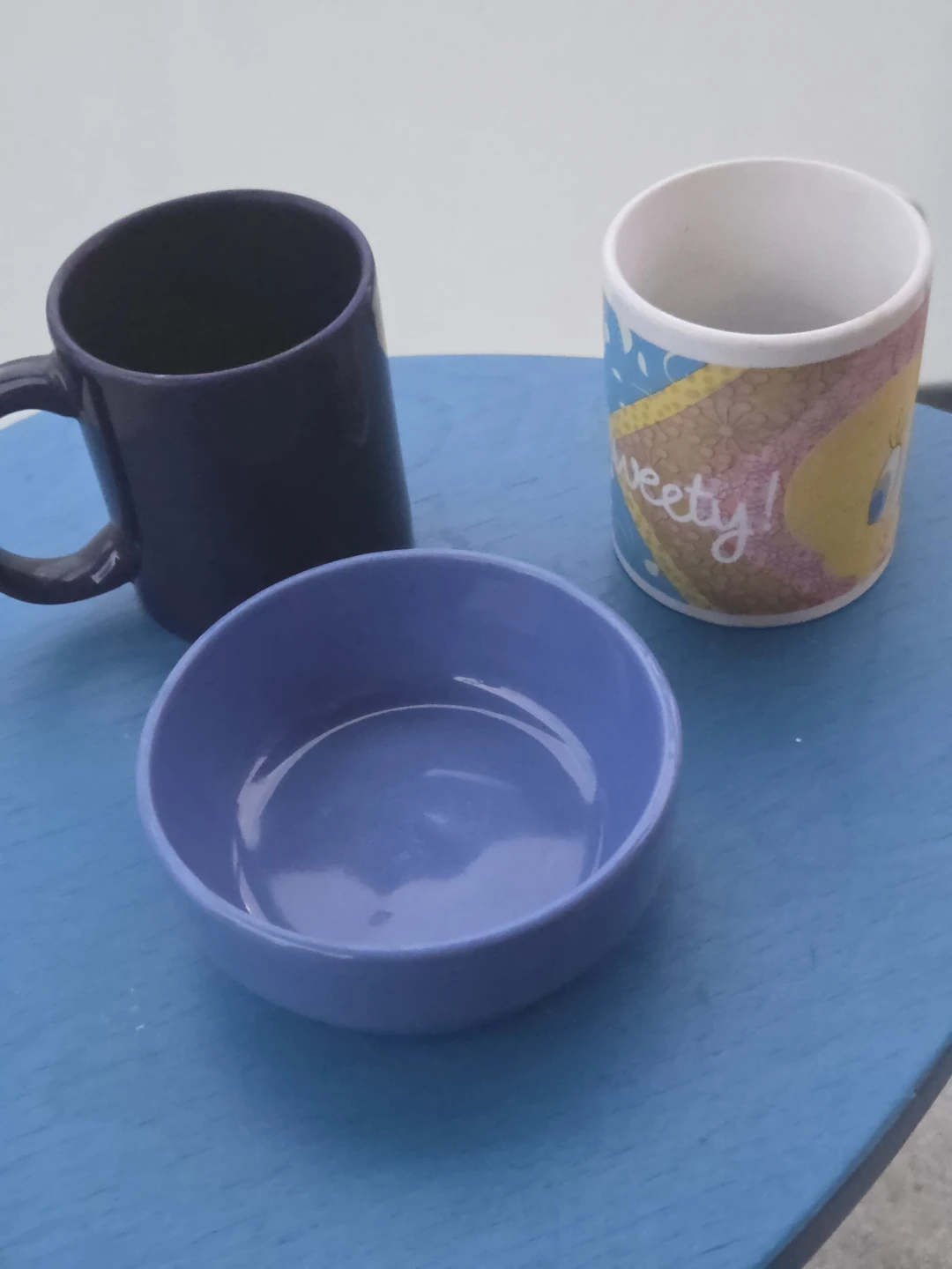Two mugs and a ceramic bowl set - photo 2