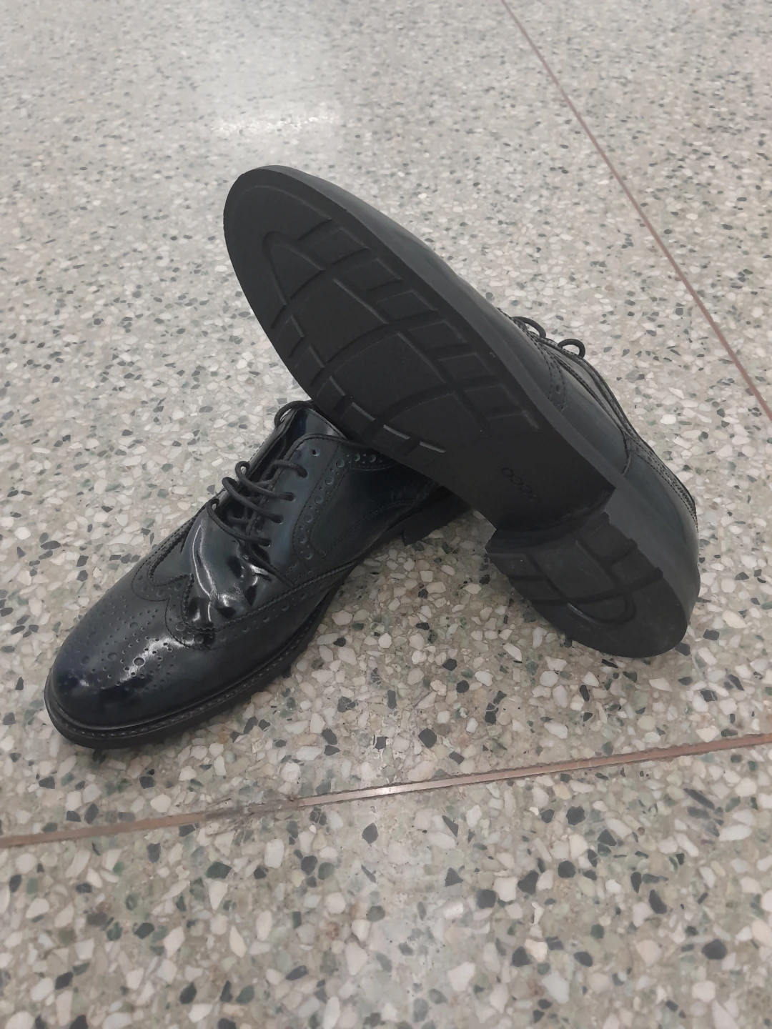 ECCO Elite Black Brogue Dress Shoes  Men's Size 10 - photo 2