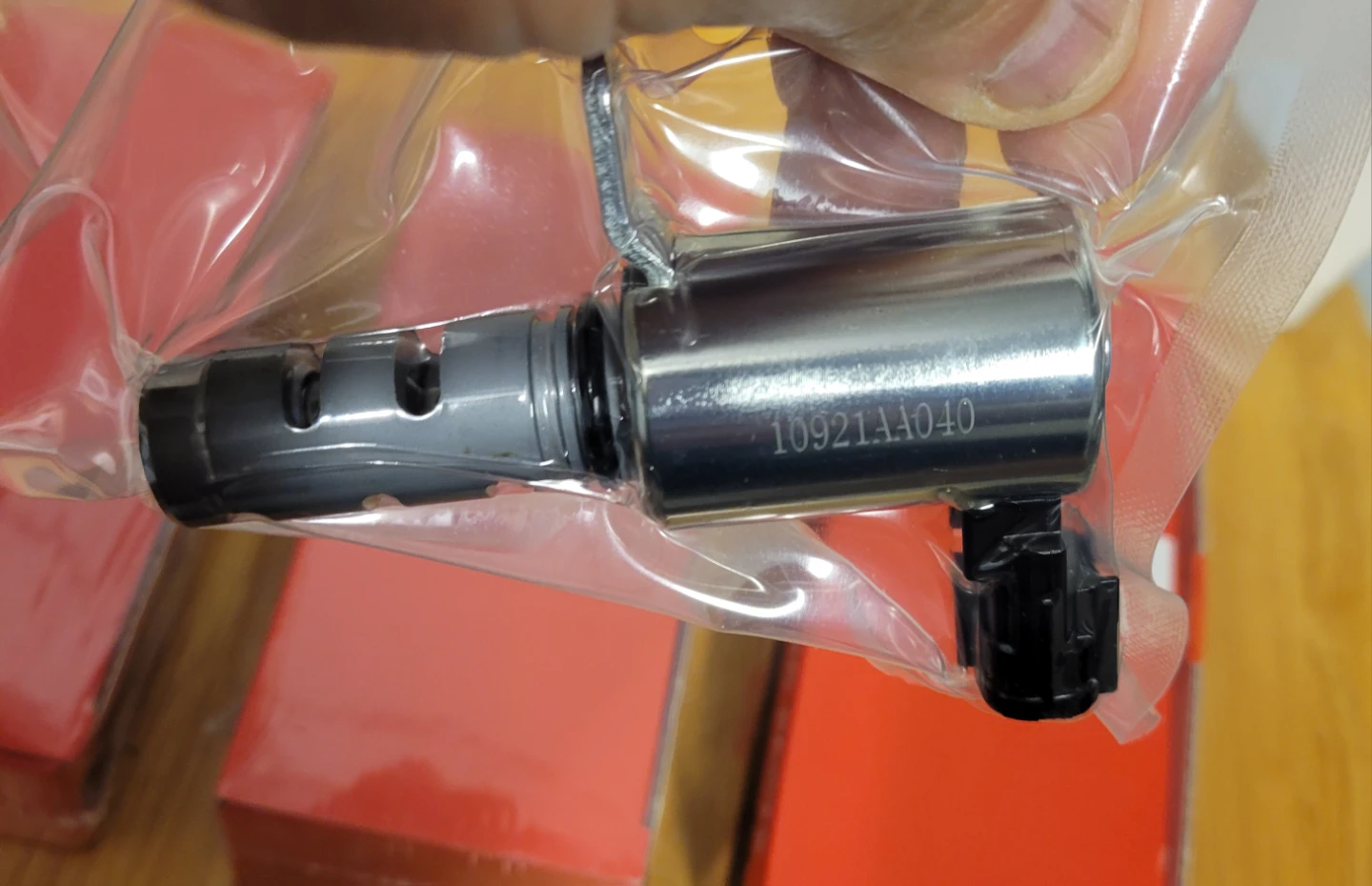 Variable Valve Timing VVT Solenoid Subaru Forester 2.5L - photo 2