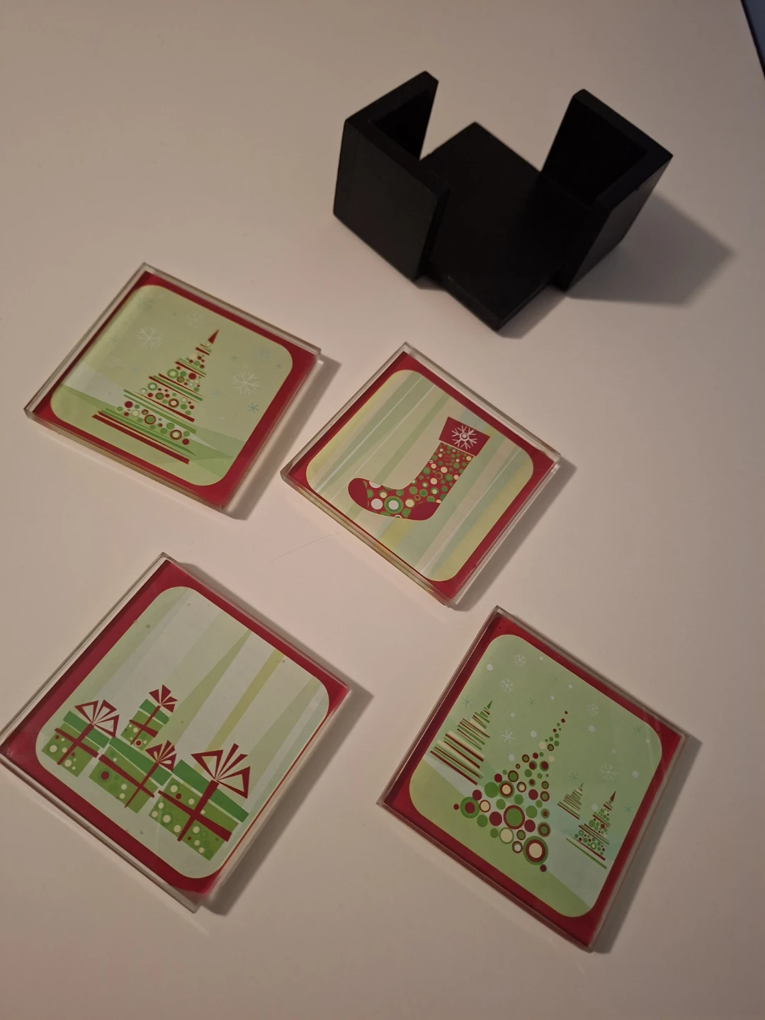 Four glass coasters with a Christmas theme - photo 2