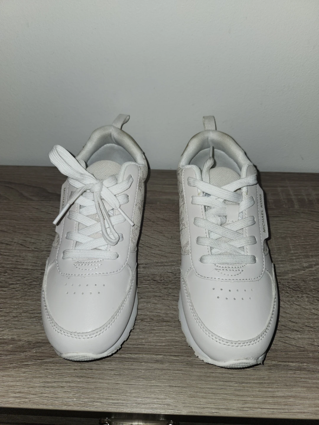 Michael Kors Landry Sneakers White Size 4