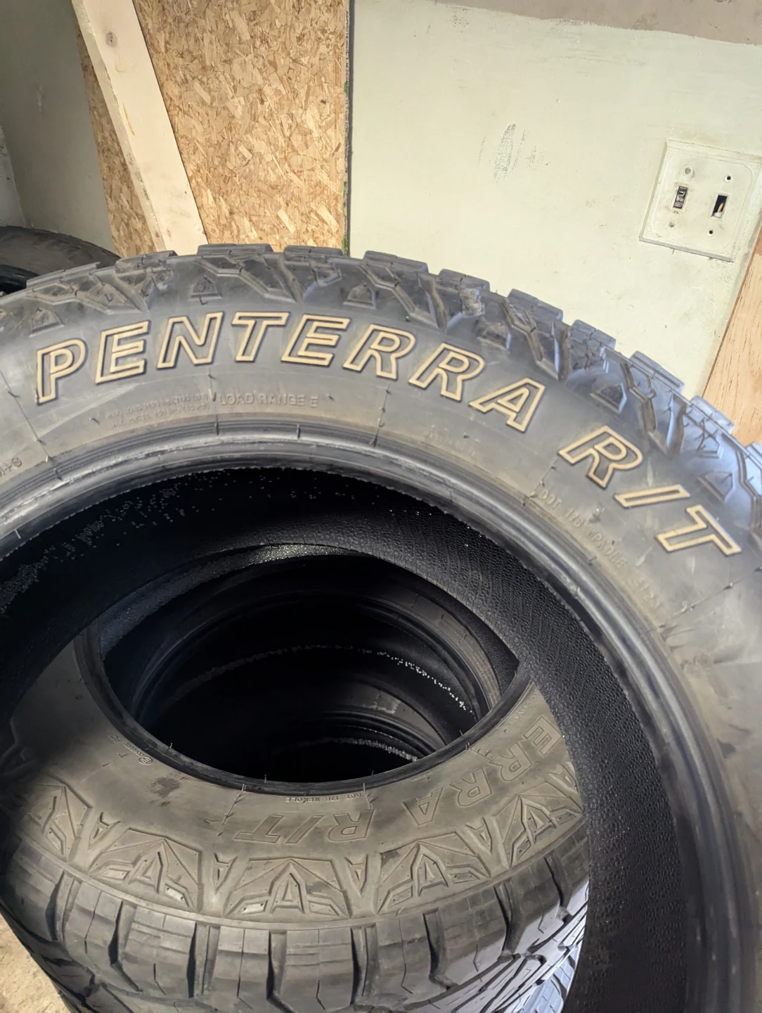 35x12.50R20 Penterra R/T Tires - photo 2