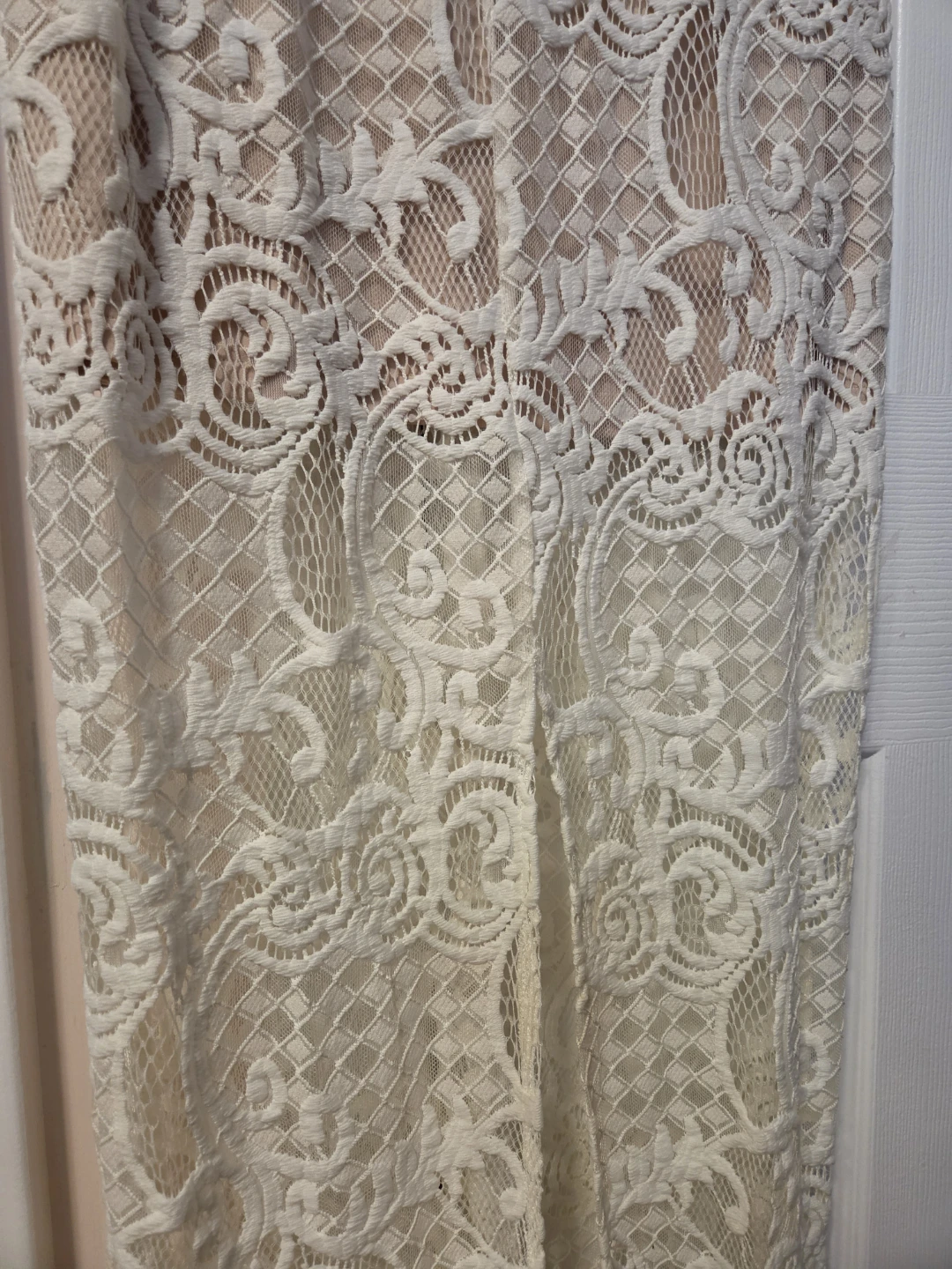 Sleeveless Lace Maxi Dress from Honey - photo 3
