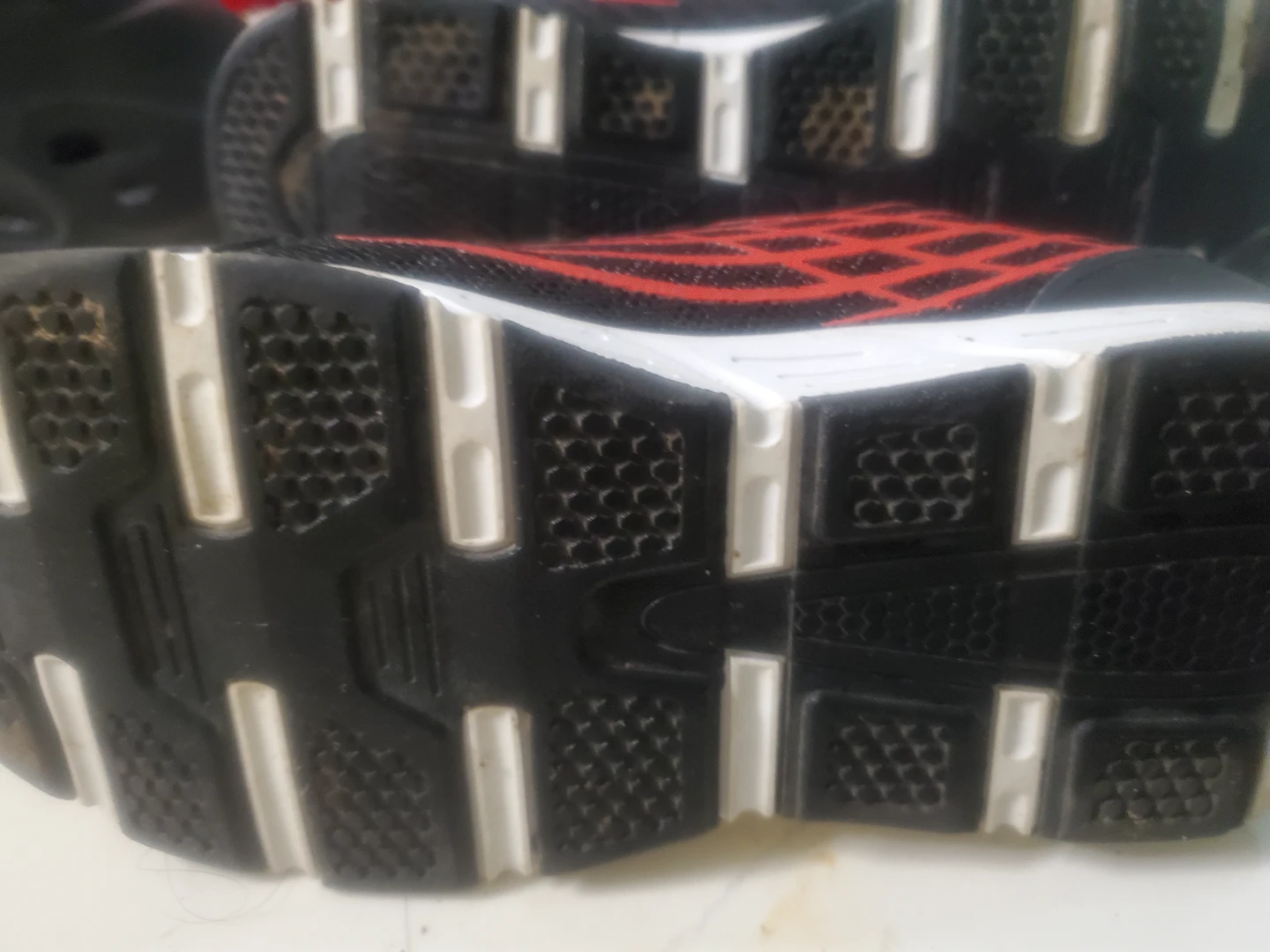 Black and Red Athletic Running Shoes - photo 2