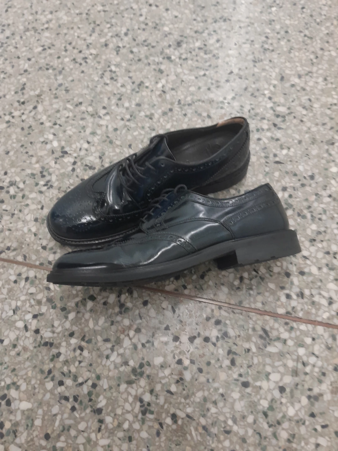 ECCO Elite Black Brogue Dress Shoes  Men's Size 10 - photo 3