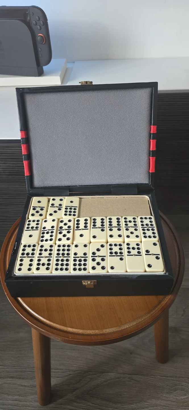 Classic Dominoes Set in Storage Box - photo 2