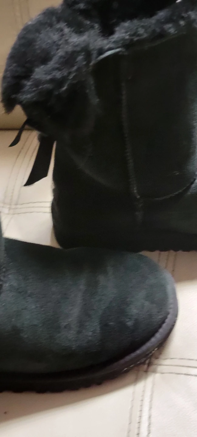 UGG Black bailey bow Boots sz 6 - photo 2