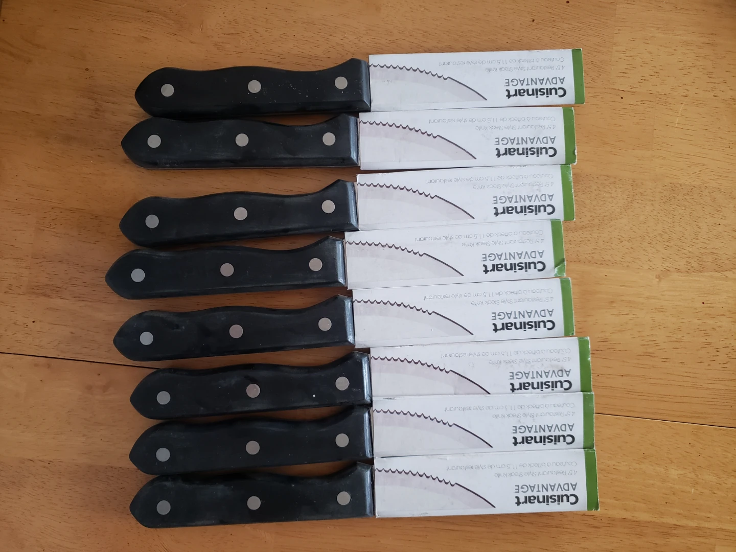 8 Cuisinart steak knives