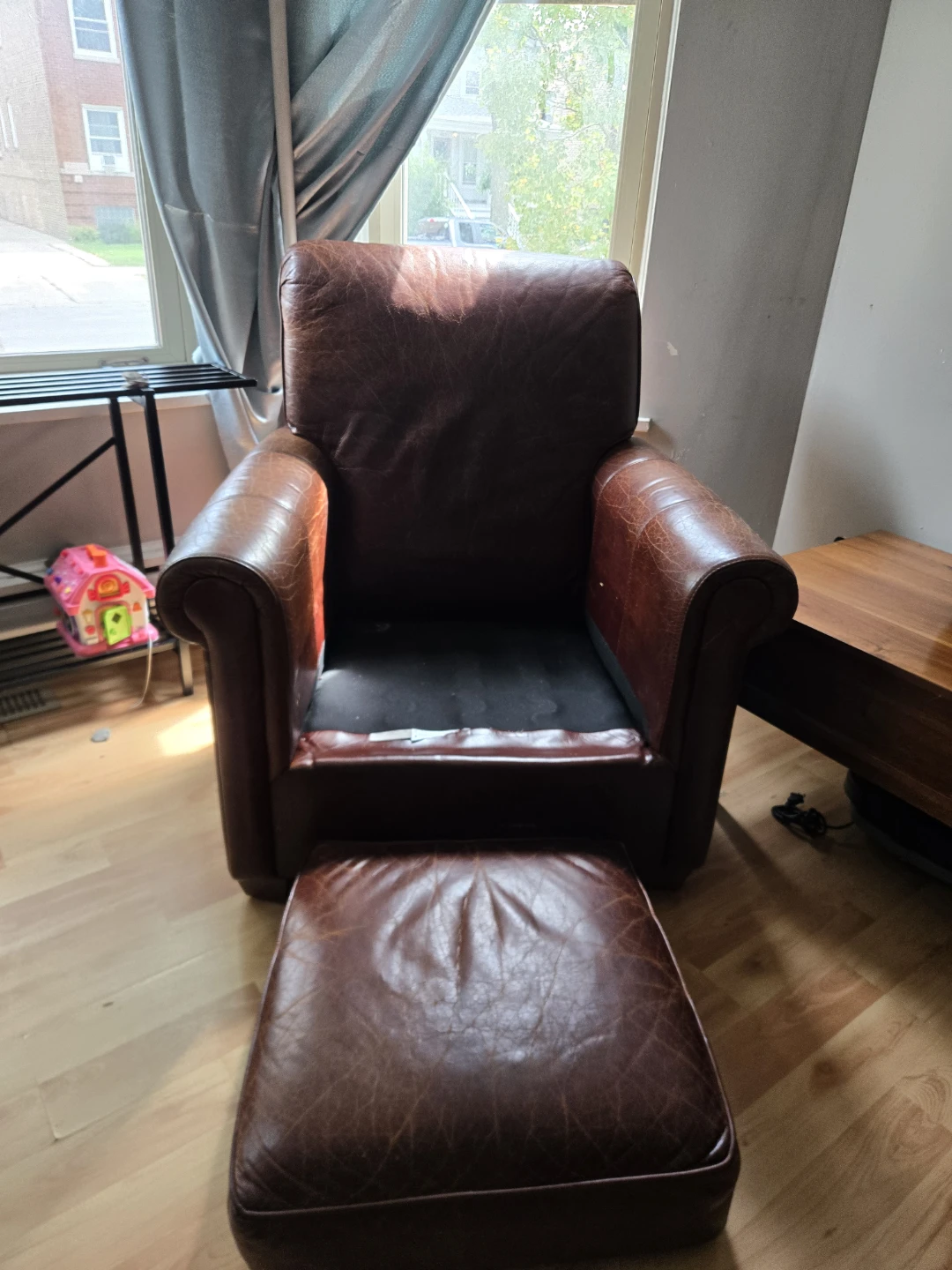 Brown latter chair - photo 2