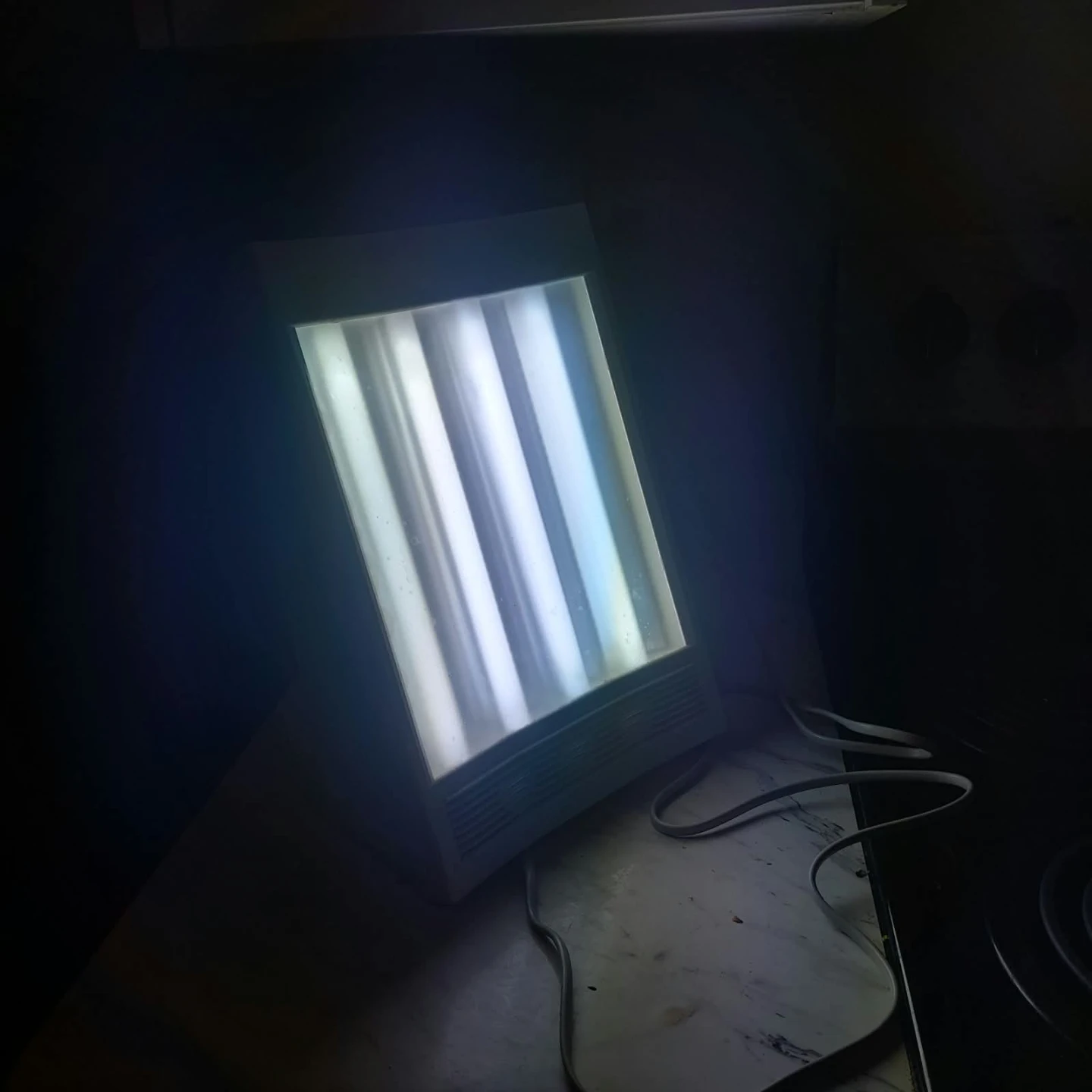 SunTouchPlus Light Therapy Lamp 🏈 - photo 5