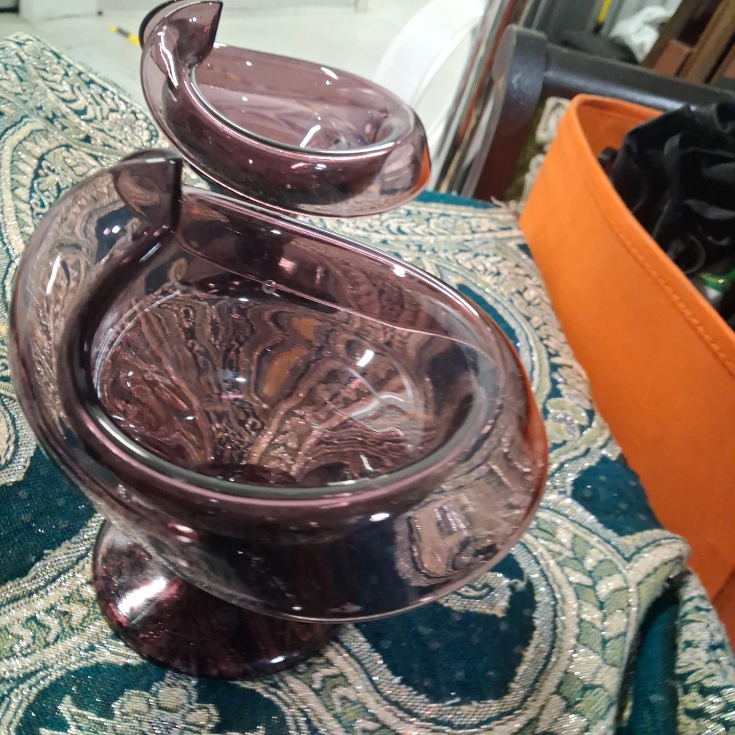 Set of Two Purple Glass Pedestal Bowls vintage - photo 3