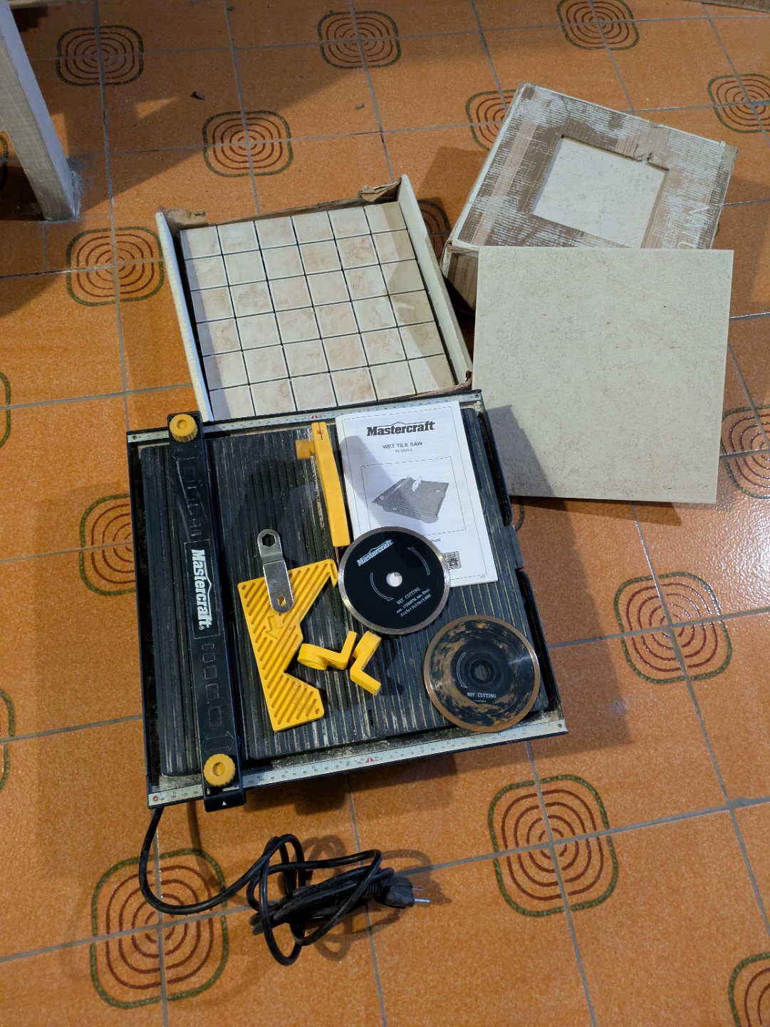 Mastercraft Wet Tile Saw
