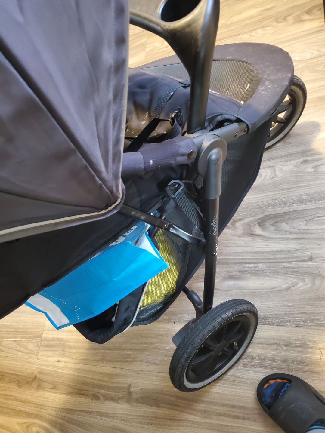 Evenflo Baby Stroller No car seat - photo 2