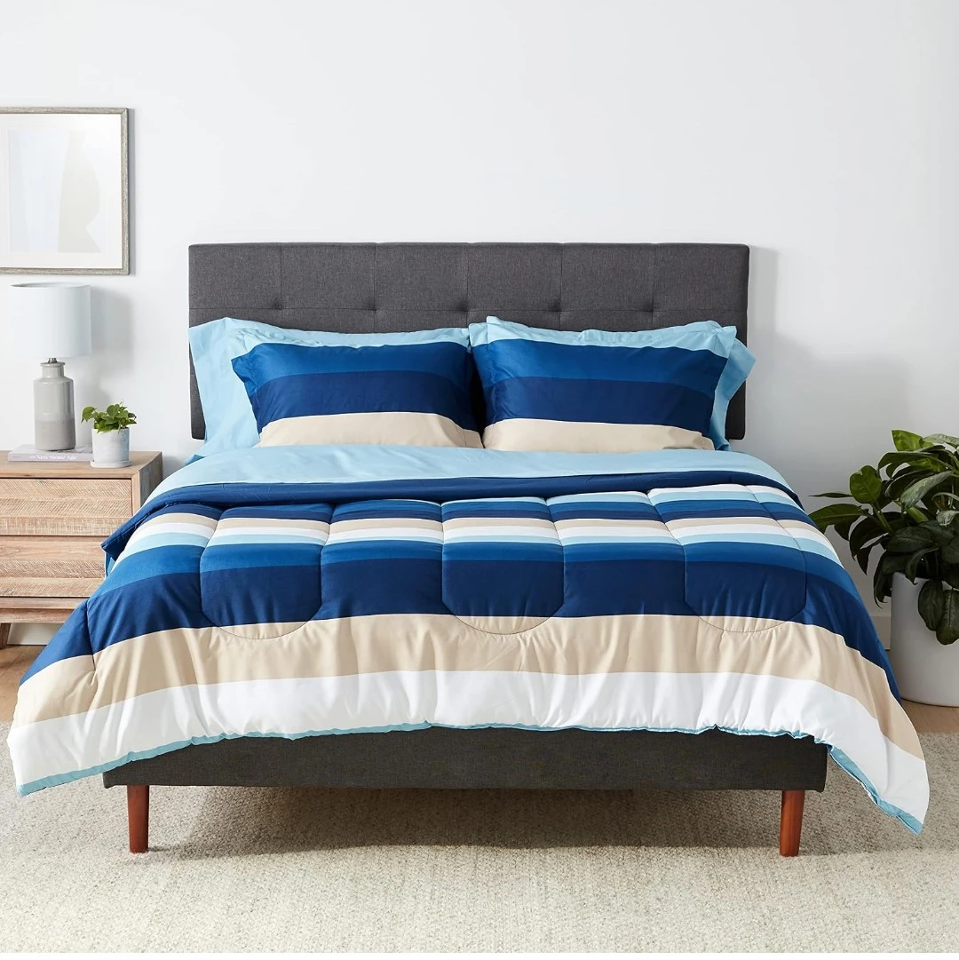Reversible Comforters (Queen sized) - photo 3