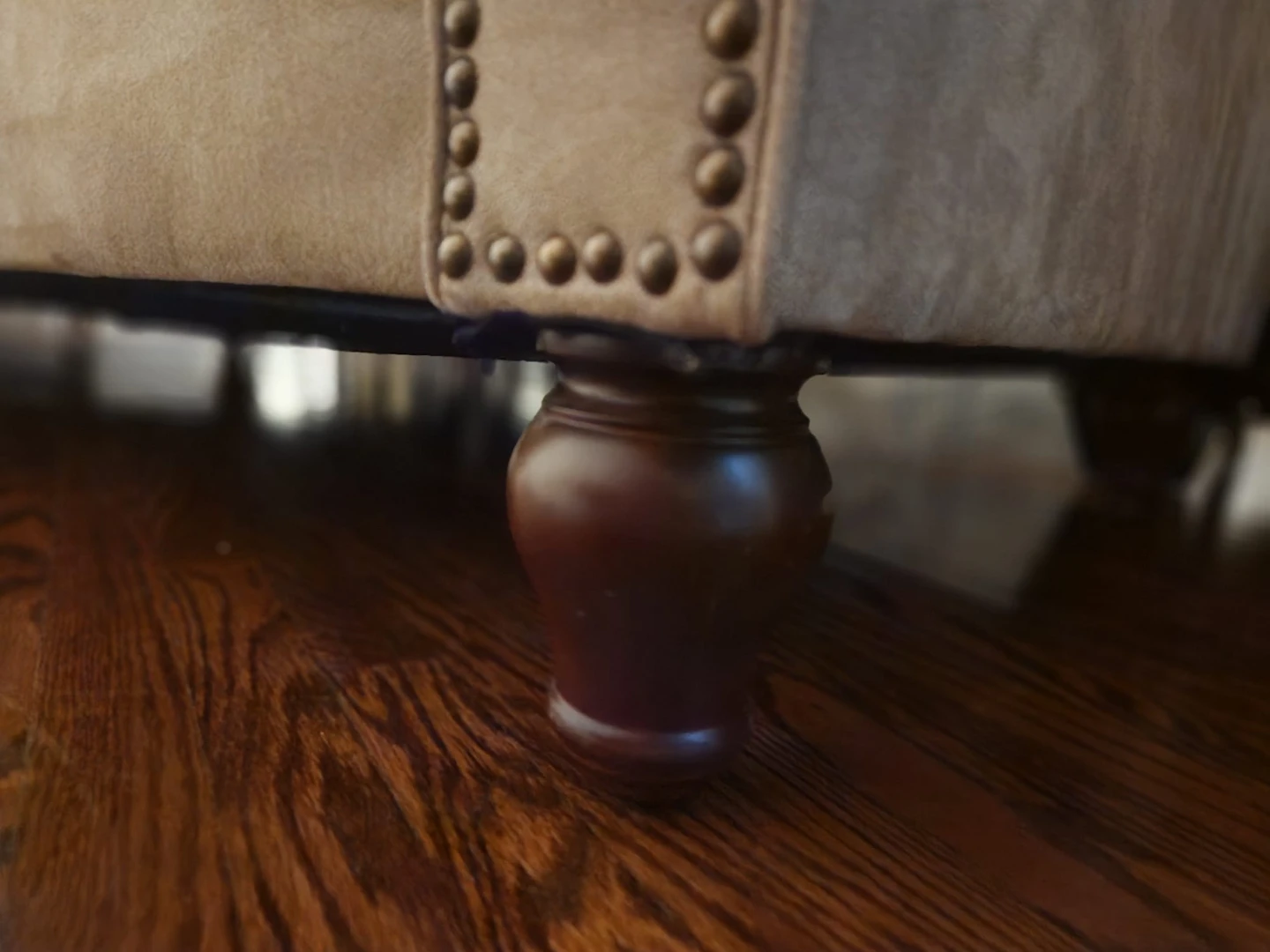 Pier 1 four seat sofa - photo 5