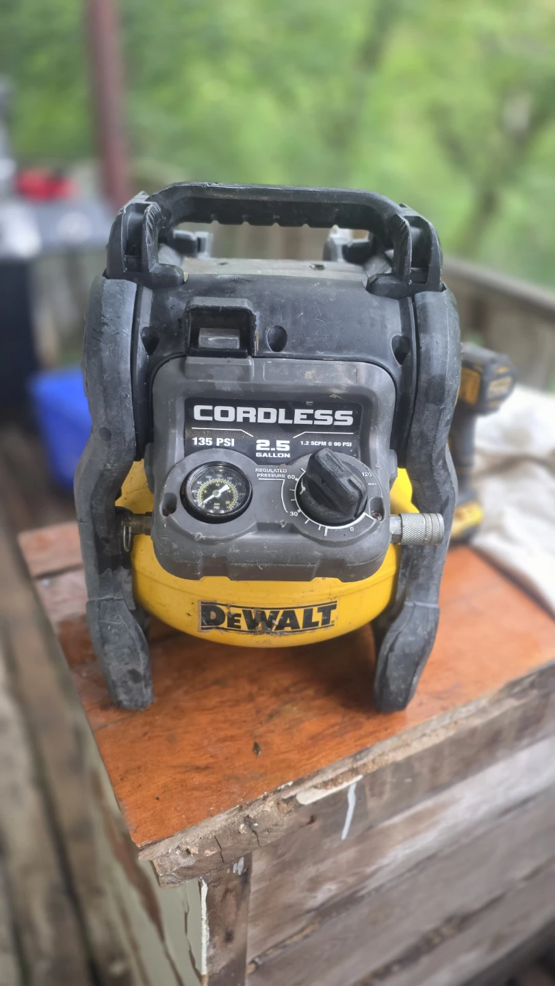 DeWALT 60V MAX Brushless Cordless Air Compressor