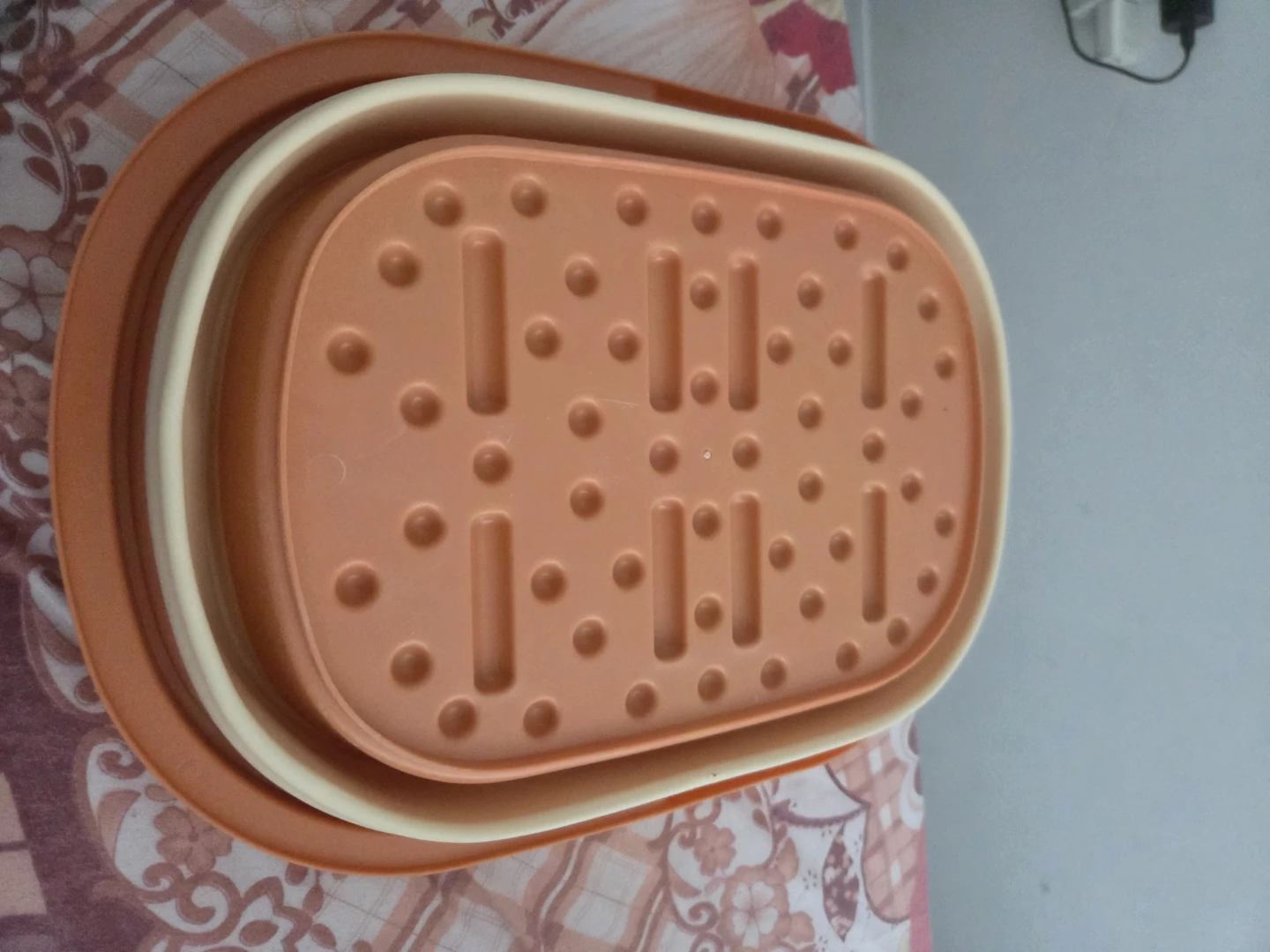 Collapsible Foot Soak Basin - photo 4
