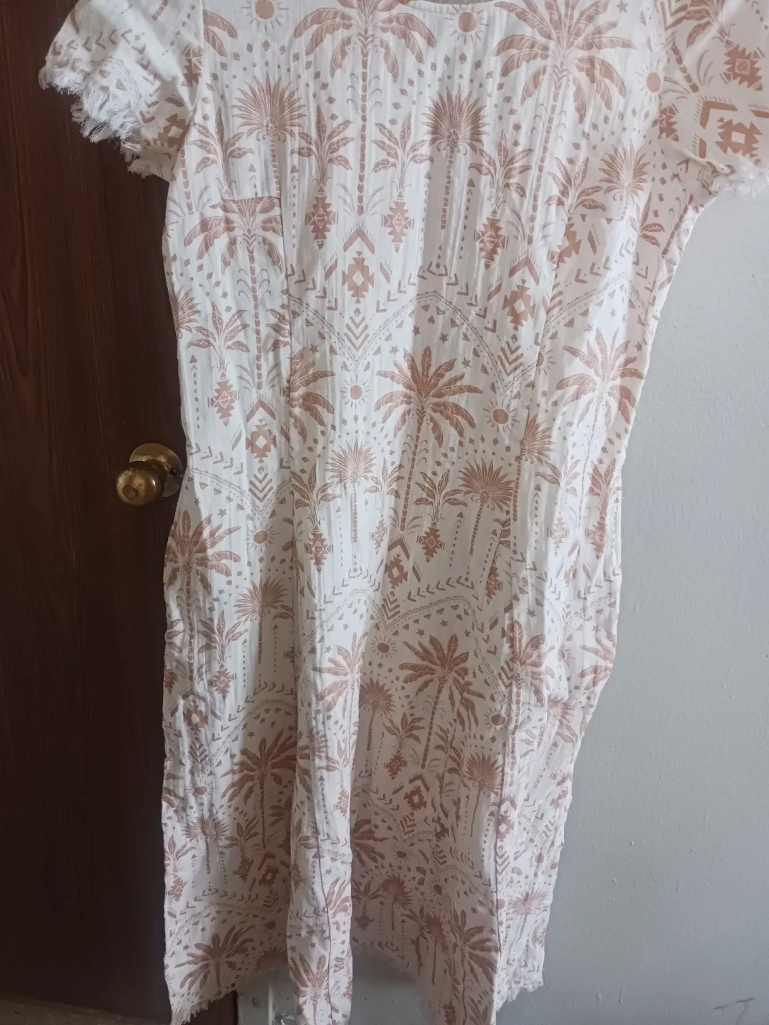 🏈 Palm Print White Dress
