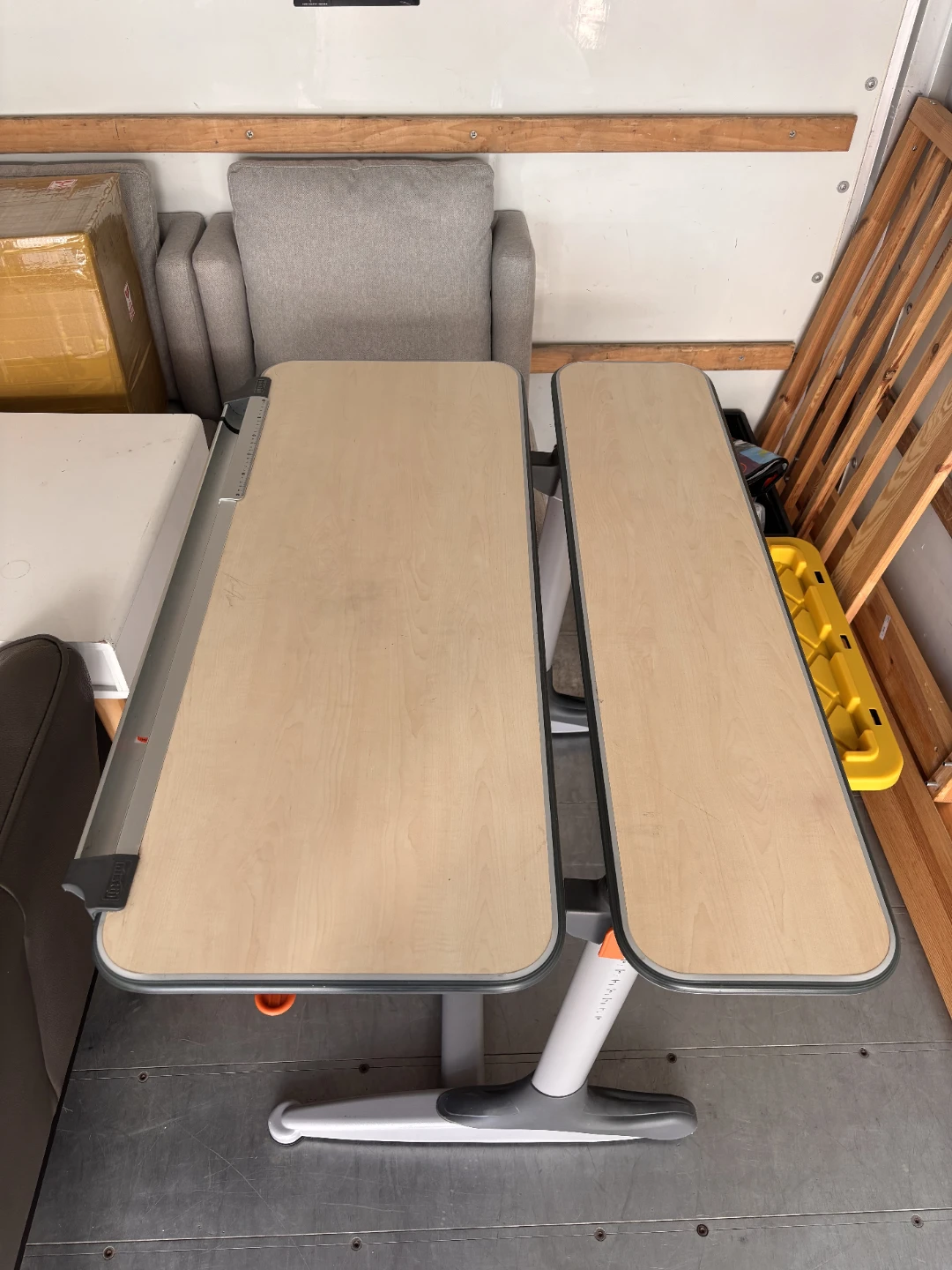 Kids height-adjustable desk - photo 2