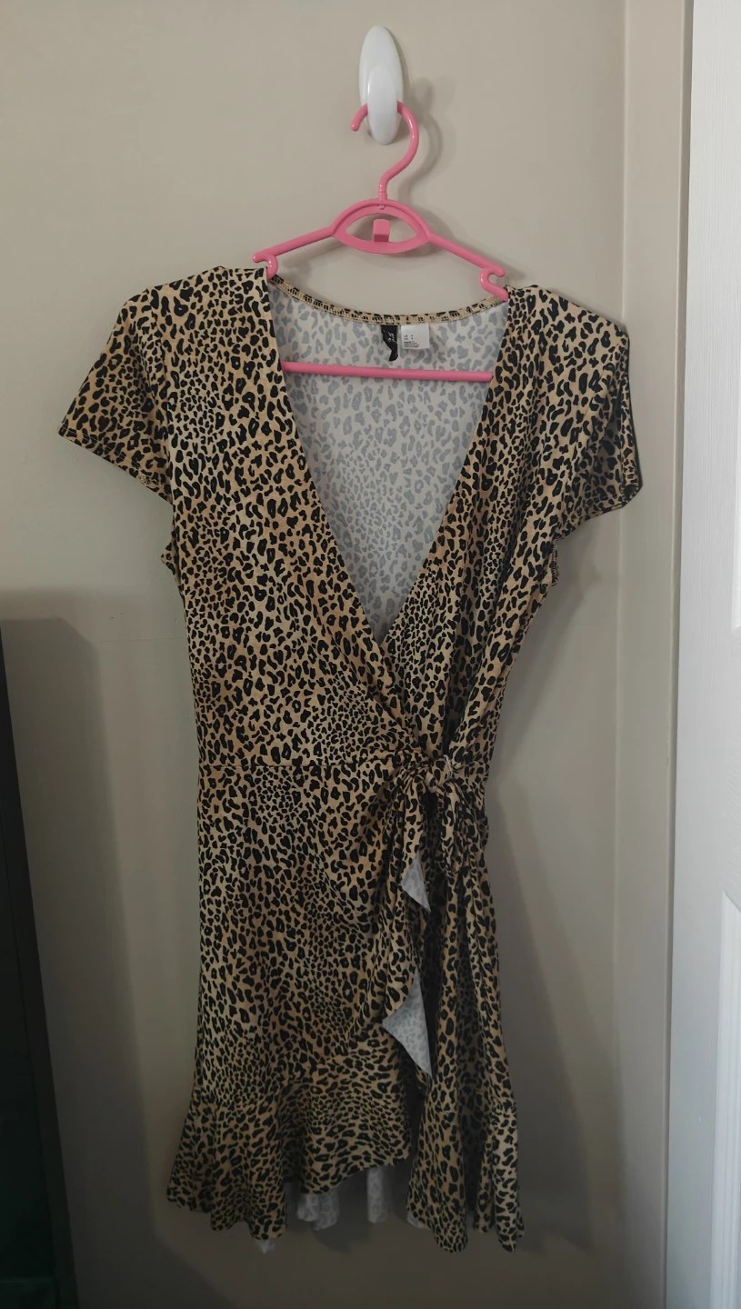 Mini Dress and Mini Skirt Set 🧡💖 - photo 2