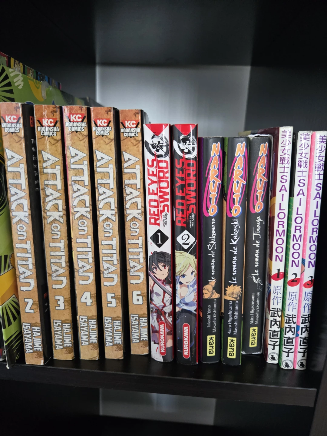 Large Collection of Assorted Manga Volumes - photo 3