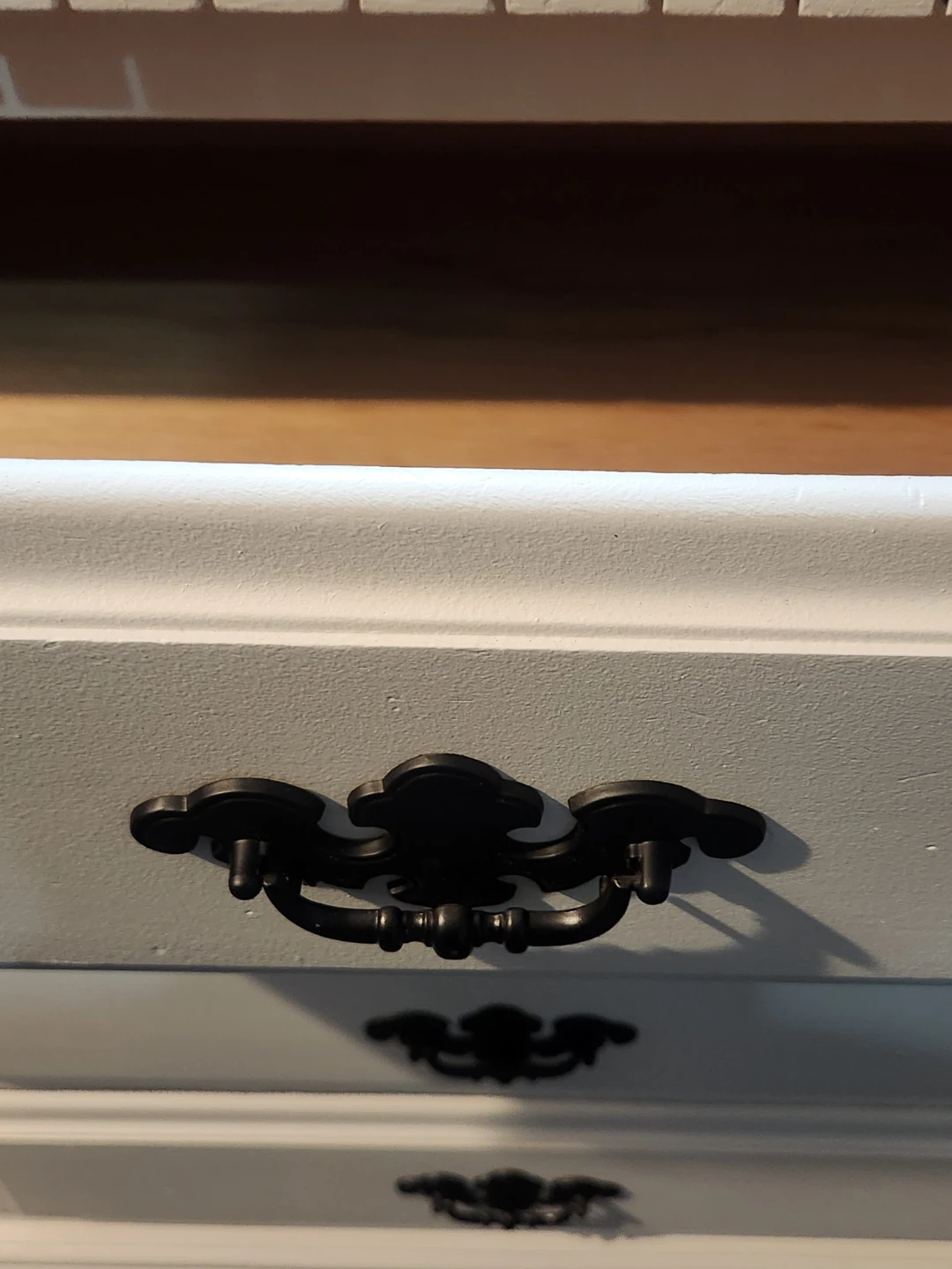 Five-Drawer Cream Dresser - photo 2