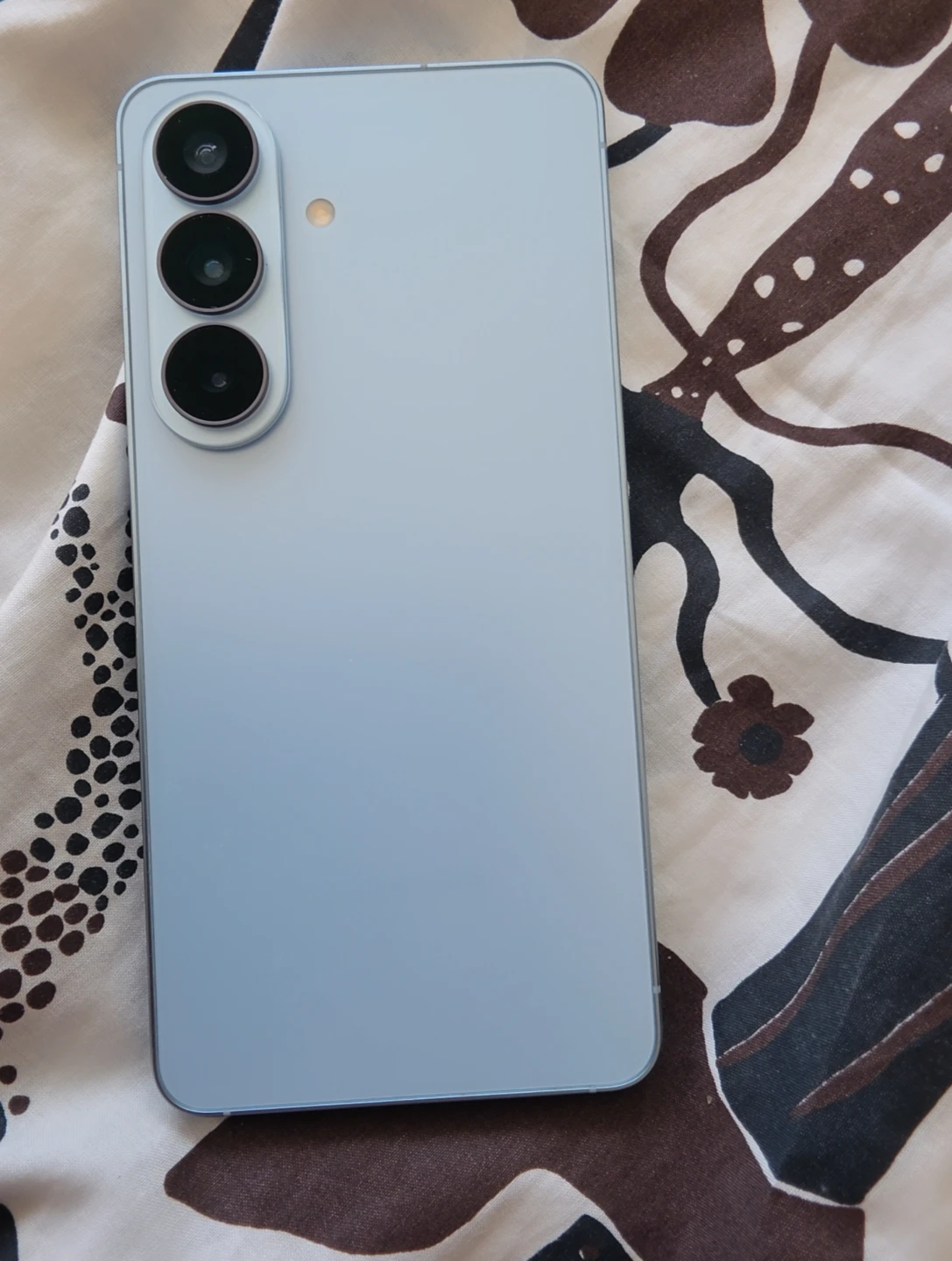 Samsung Galaxy S26 Light Blue - photo 2