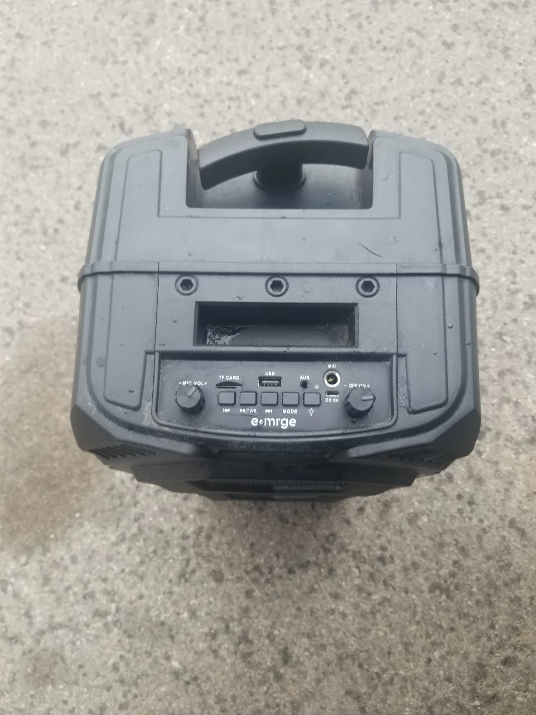 E-merge Portable Bluetooth Speaker - photo 4
