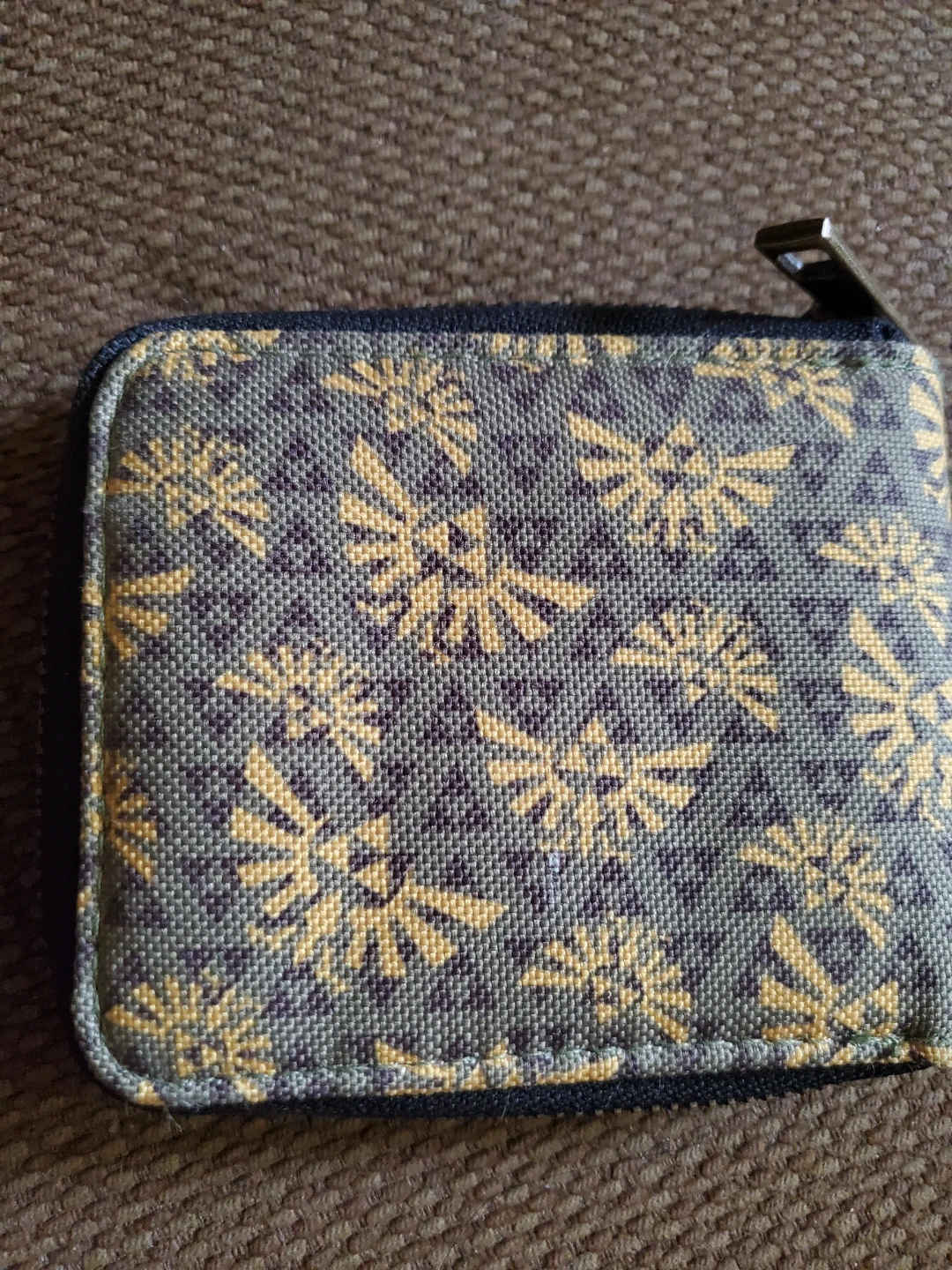 Zelda zipper wallet - photo 4