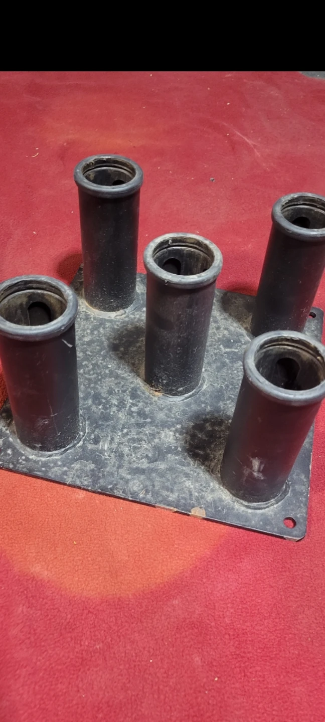 2" HOLE BAR RACK  HOLDS 5 BARS
