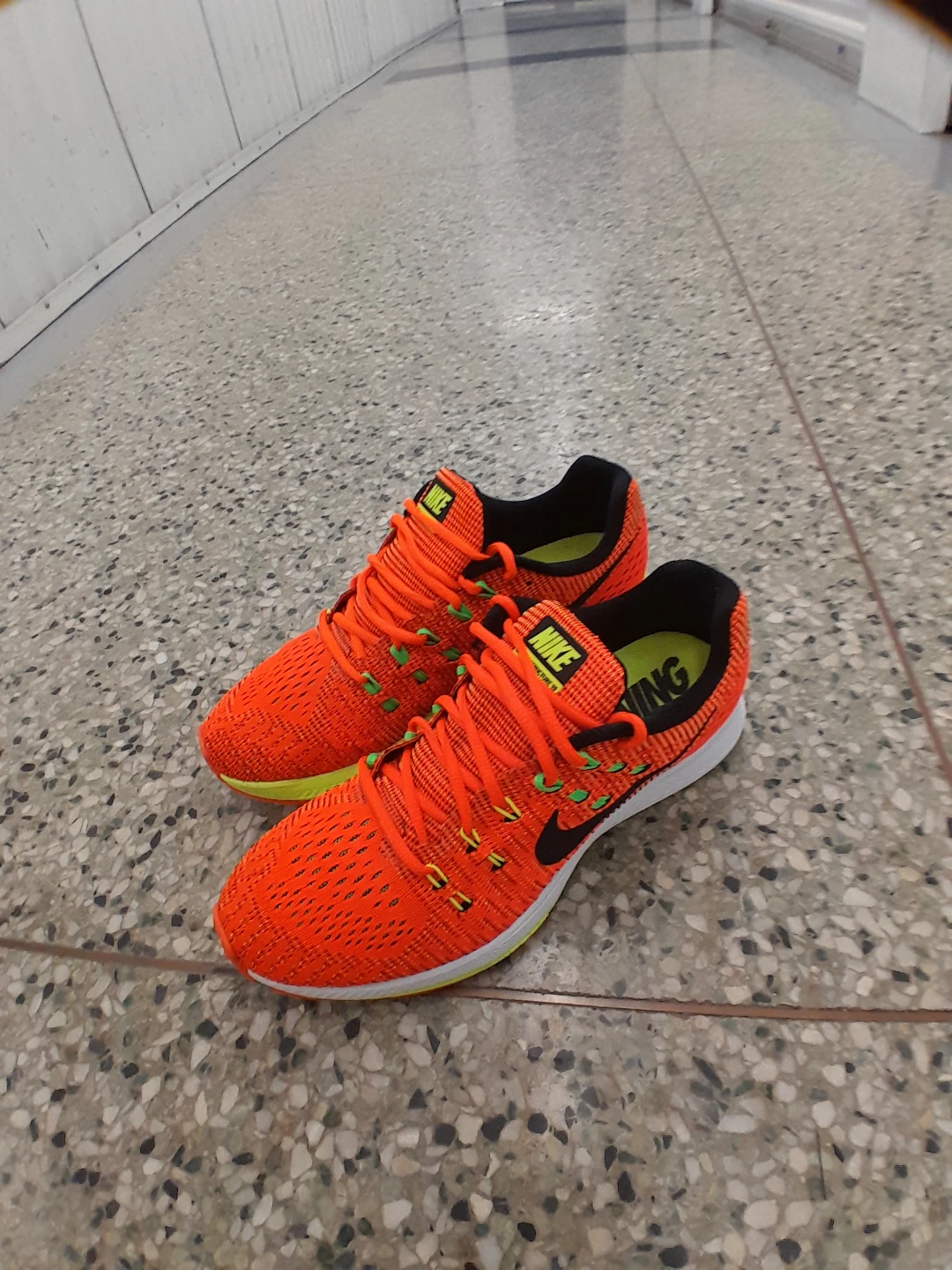 Nike Air Zoom Structure 19 Running Shoes Men's Size 10 - photo 3