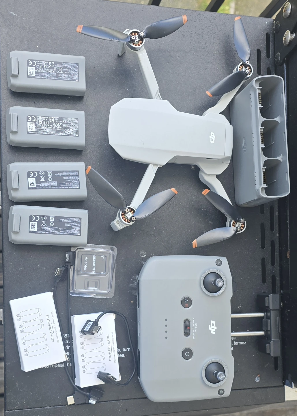 DJI Mini 2 SE Fly More Combo Drone - photo 3