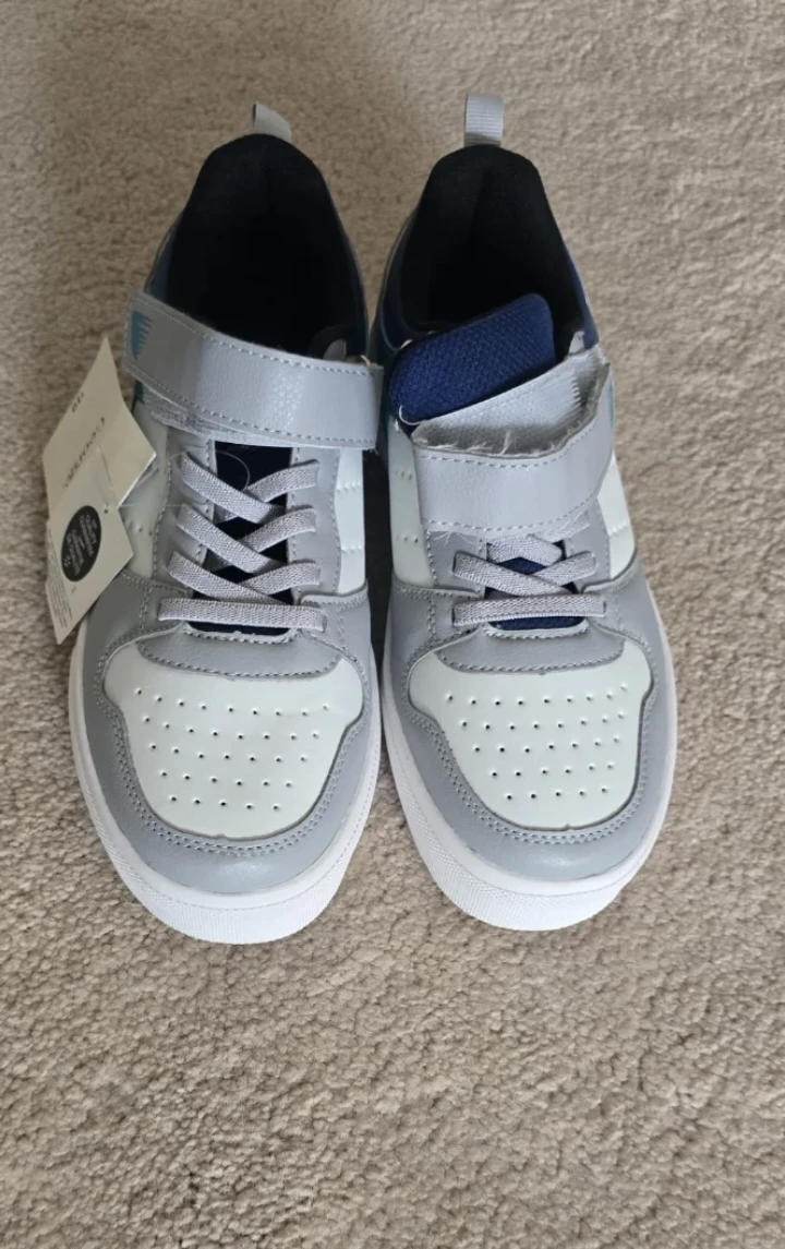 George Kids Sneakers Size 3