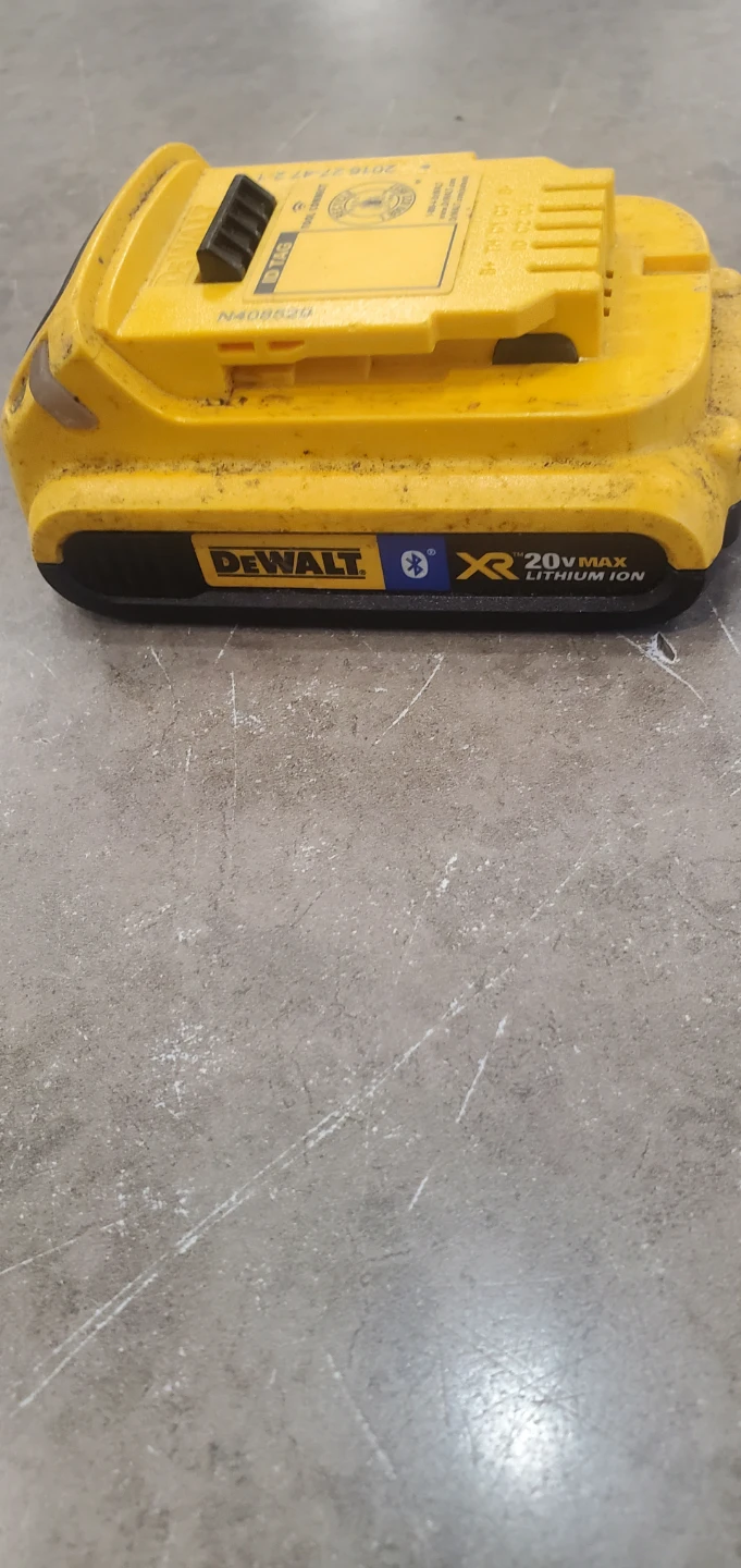 DeWalt 20V Max XR Lithium Ion Bluetooth Battery