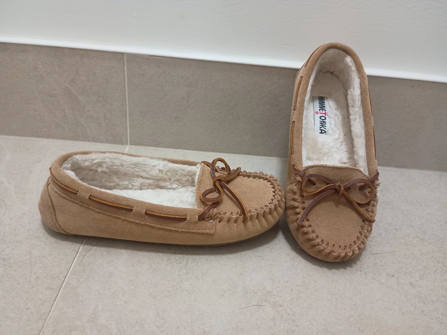 Minnetonka Suede Moccasin Slippers - photo 4