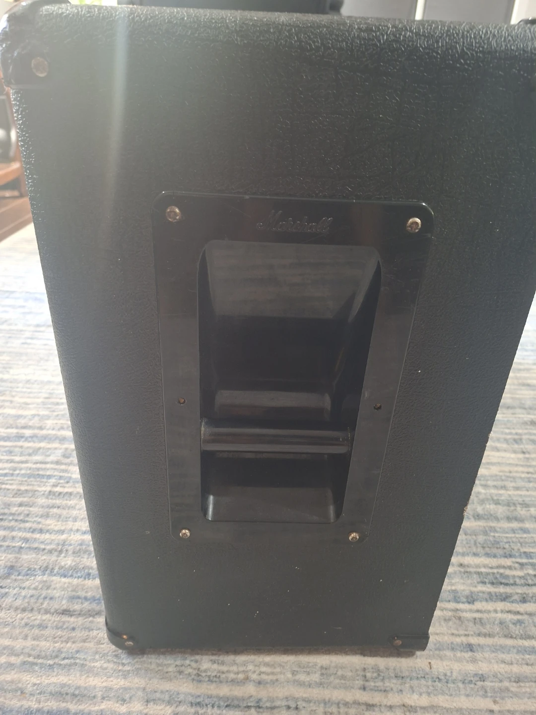 Marshall Guitar Speaker Cabinet - photo 4