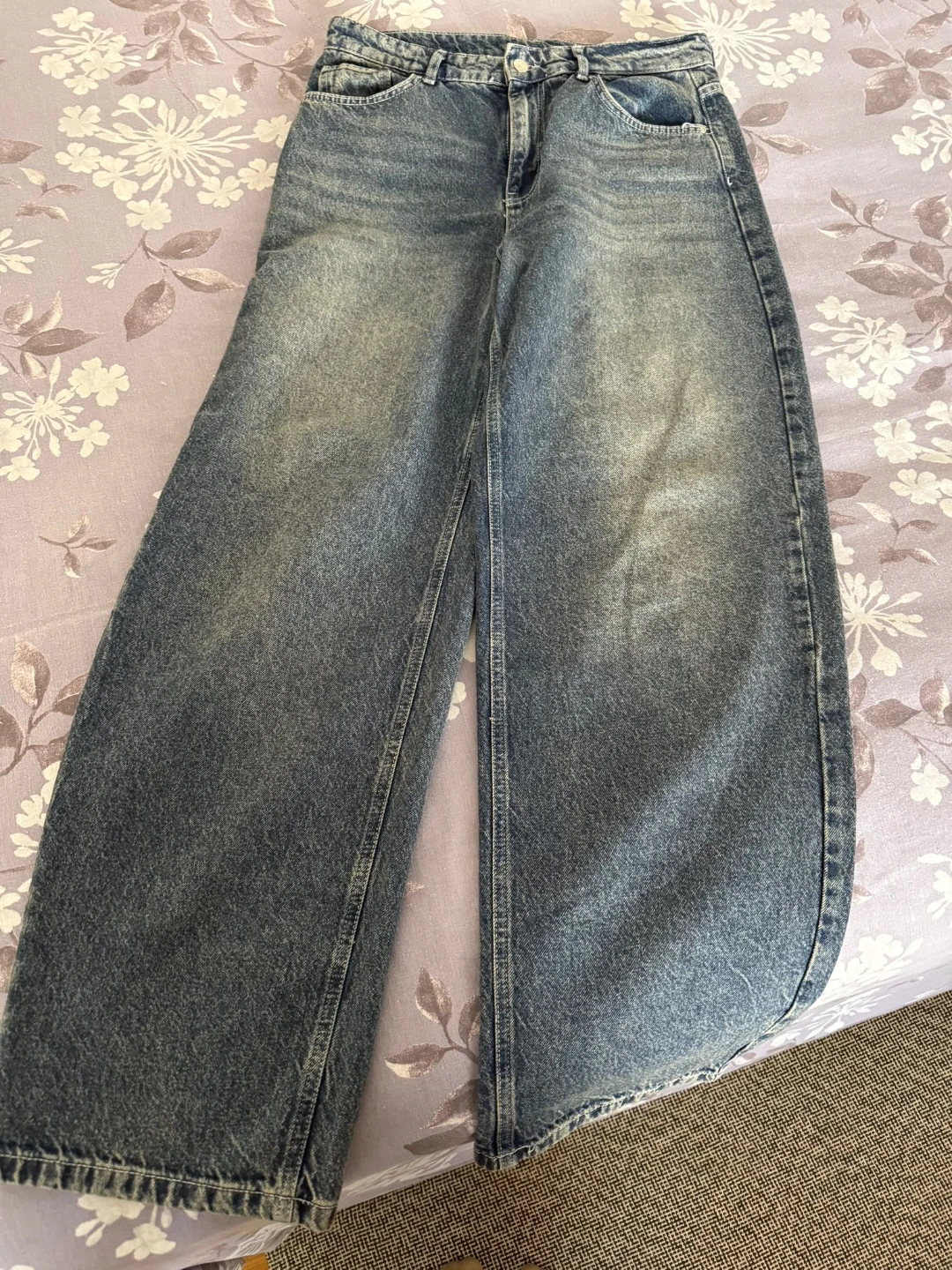 Ladie's pants. Size 10 (European 40)