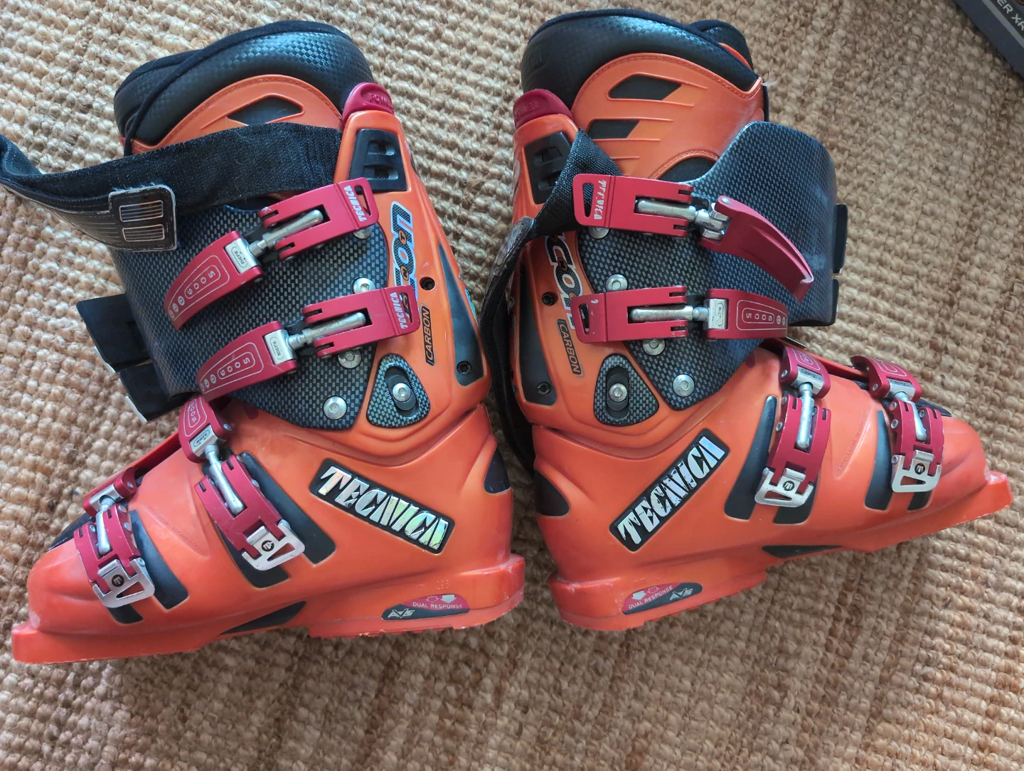 Tecnica Ski Boots - Orange