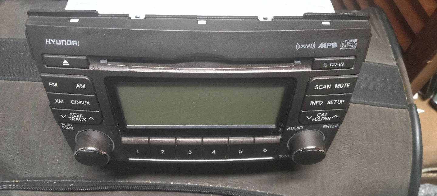 Hyundai Car Audio Head Unit CD/MP3/XM Radio