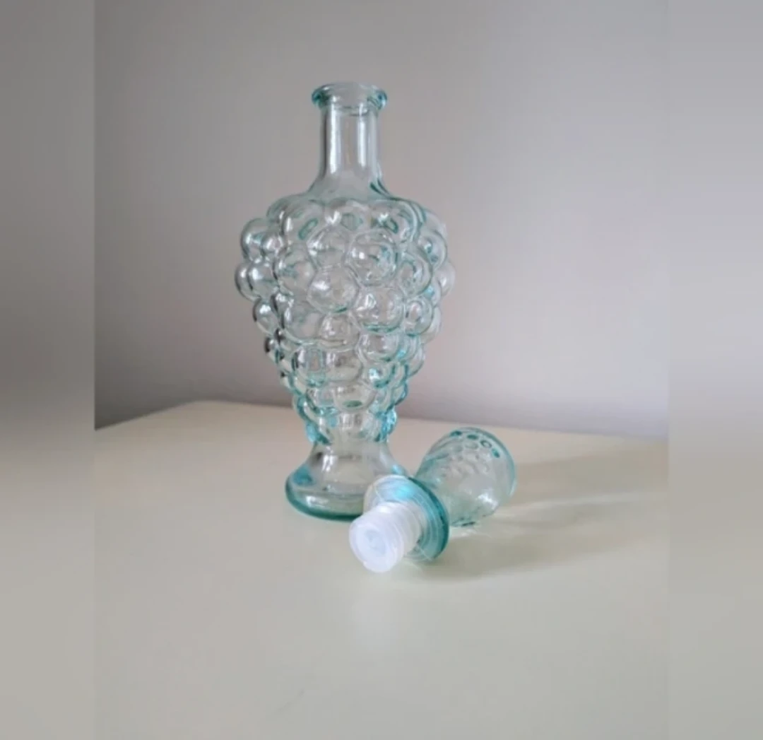 Vintage Grape Motif Glass Bottle 🏈 - photo 3