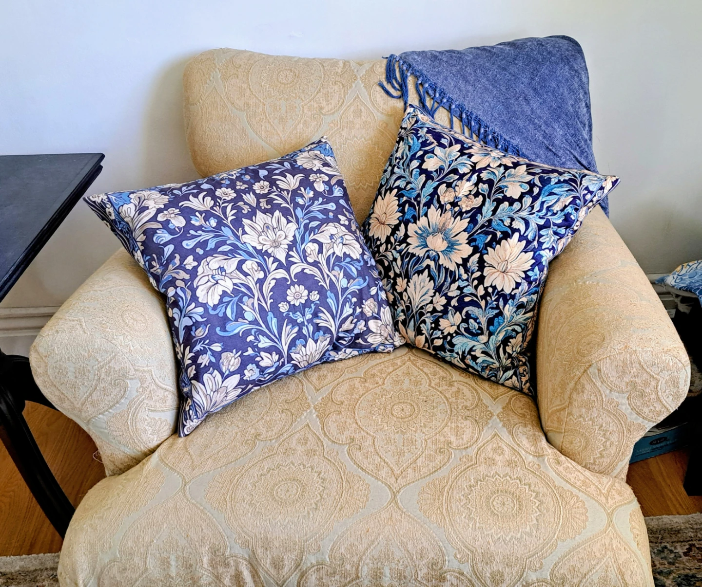 Two William Morris Style Cushion Covers - photo 4