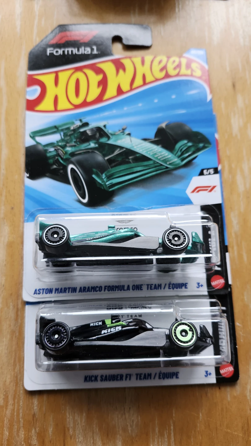 Hot Wheels Formula 1 Cars (Set of 2)