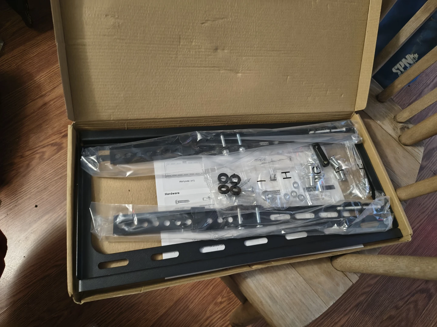 TV Wall Mount for 26"-55" Flat Panel TVs