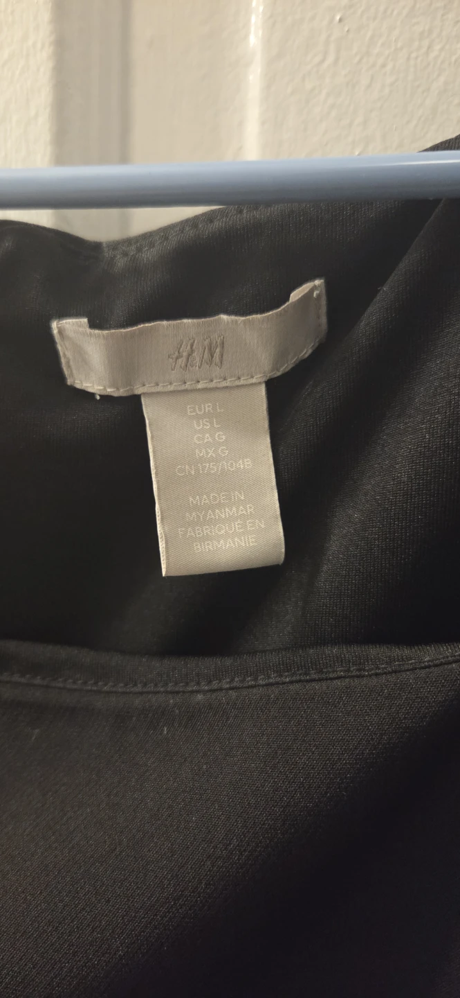 H&M Black Ruched Dress size L - photo 2