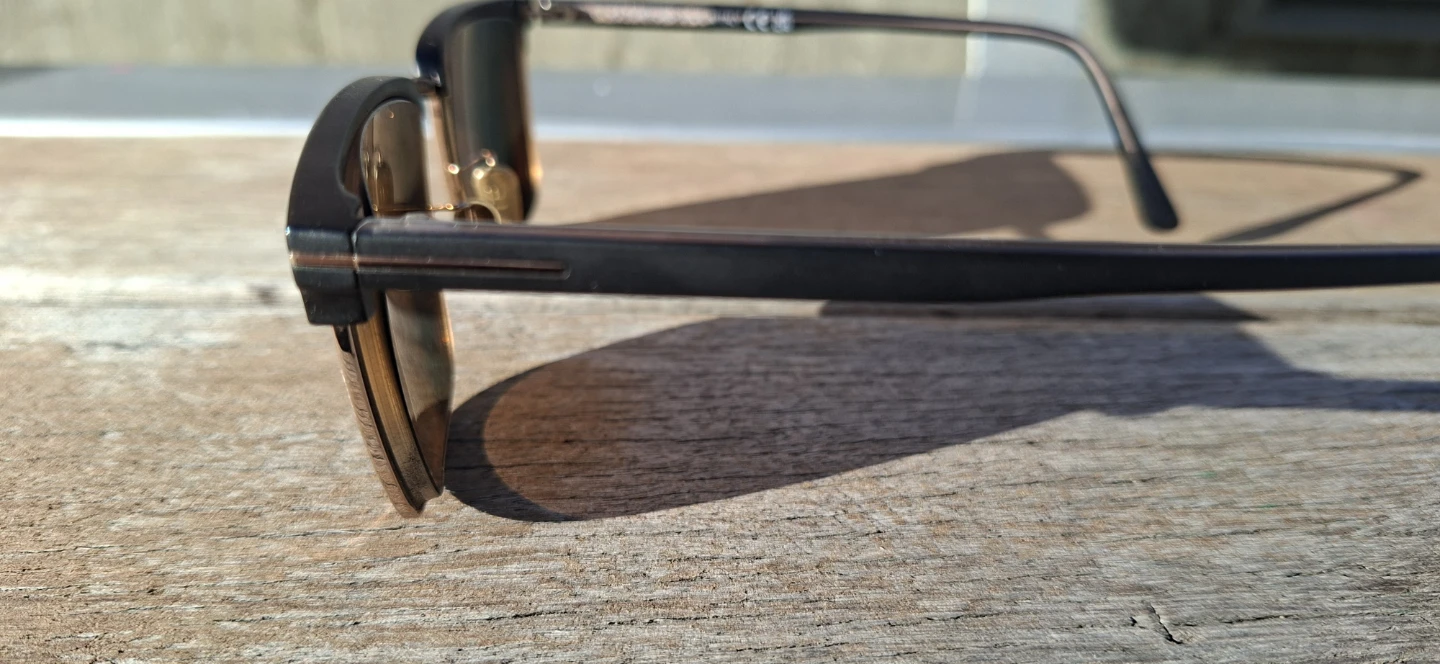 Tom Ford Sunglasses w/Case - photo 2