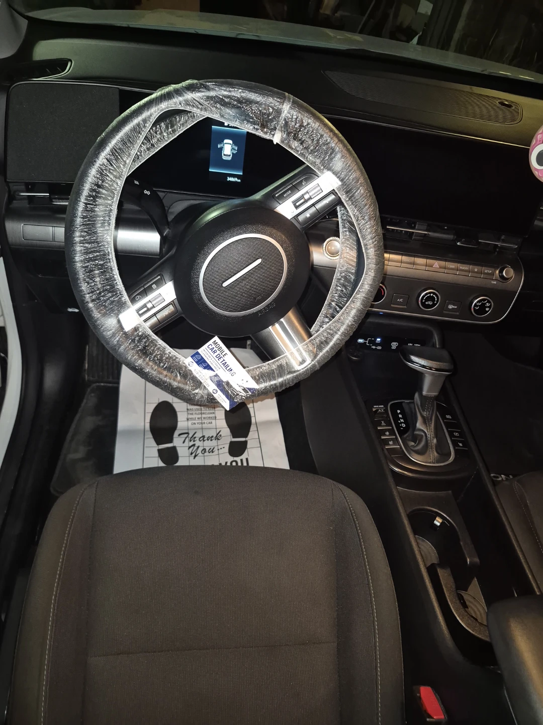 Mobile car detailing