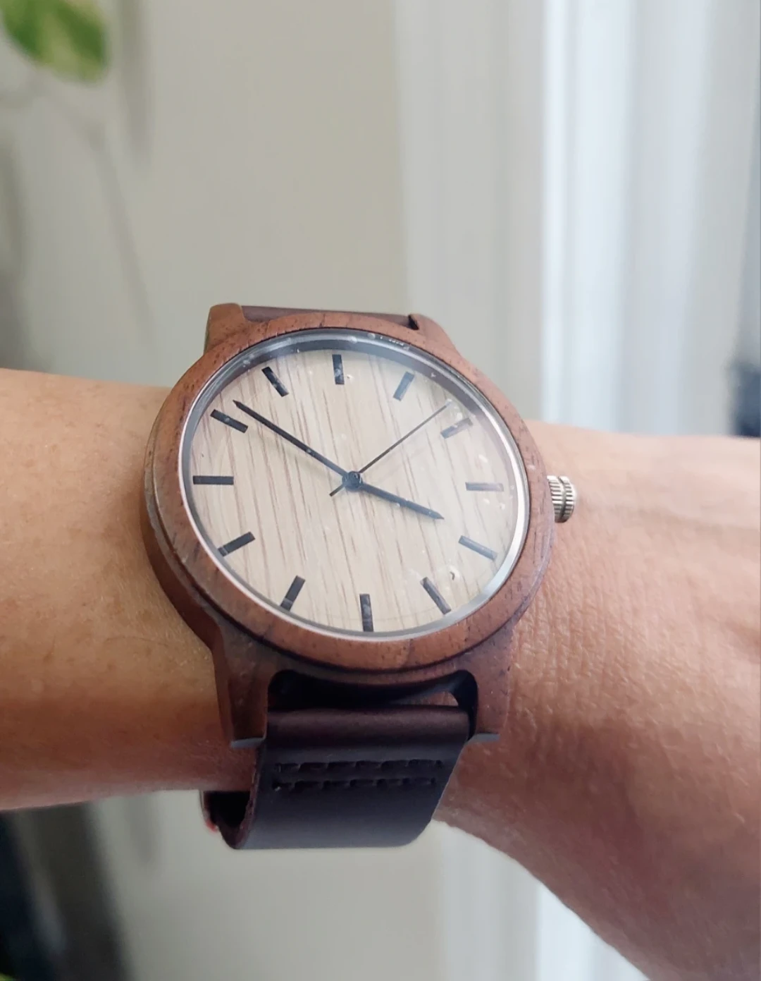 100% Walnut Wood Watch with Leather Band - photo 4